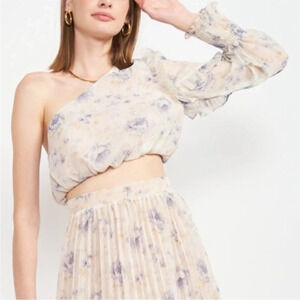 En Saison Kika blue floral one shoulder top